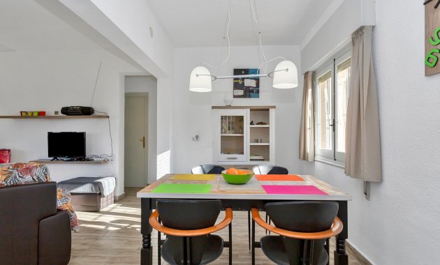 Wiederverkauf - Freistehend / Villa -
Torrevieja - Los Balcones