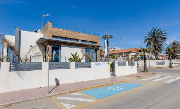 New Build - detached -
La Mata