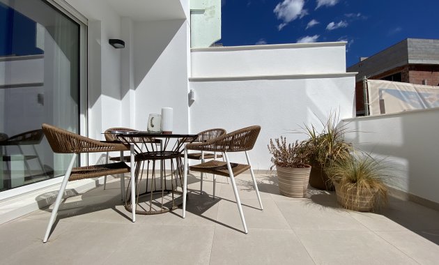 New Build - low-bungalow -
Pilar de la Horadada