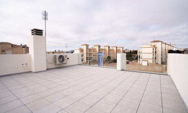 Neue Gebäude - Stadthaus -
Orihuela Costa - Entre golf