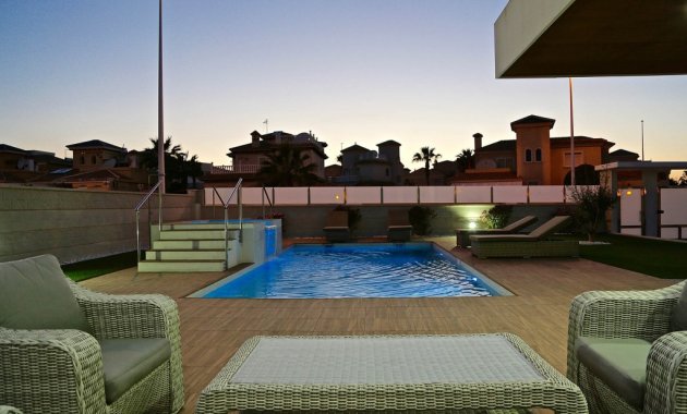 Nieuwbouw Woningen - Villa -
Dehesa de Campoamor