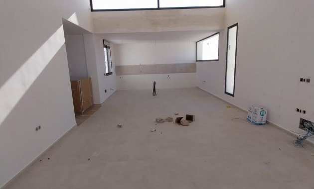 Obra nueva - Independiente / Villa -
Fortuna