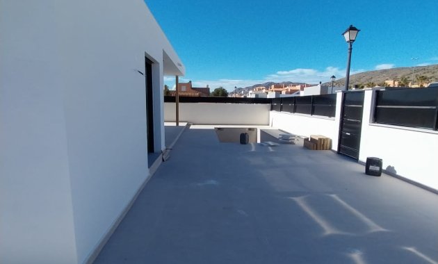 Obra nueva - Independiente / Villa -
Fortuna