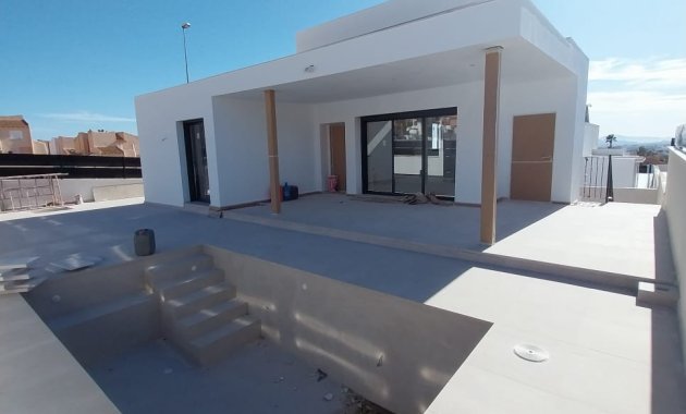Obra nueva - Independiente / Villa -
Fortuna