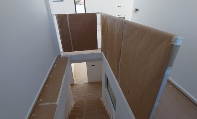 Obra nueva - Independiente / Villa -
Fortuna
