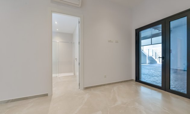 Obra nueva - Villa -
Finestrat