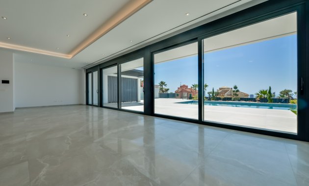 Obra nueva - Villa -
Finestrat
