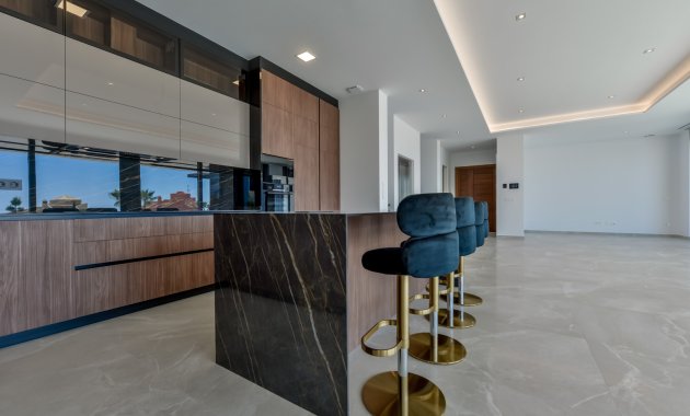 Obra nueva - Villa -
Finestrat