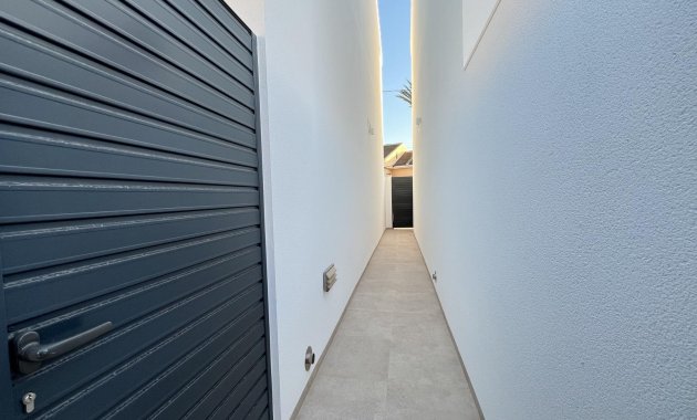 Neue Gebäude - Freistehend / Villa -
San Pedro del Pinatar - San Pedro Del Pinatar