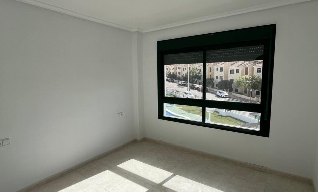 Neue Gebäude - Erdgeschoss -
Orihuela Costa