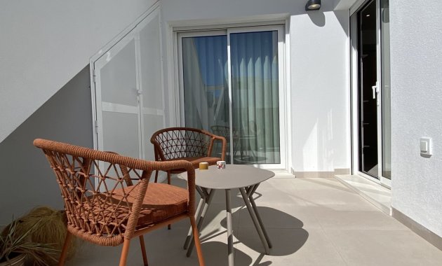 Neue Gebäude - low-bungalow -
Pilar de la Horadada