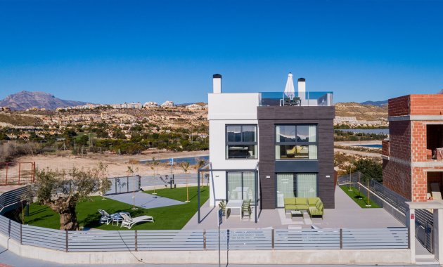 New Build - Detached House / Villa -
Mutxamel