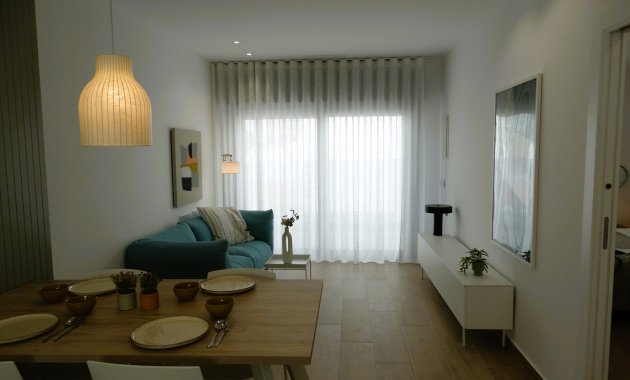 Neue Gebäude - high-bungalow -
Pilar de la Horadada