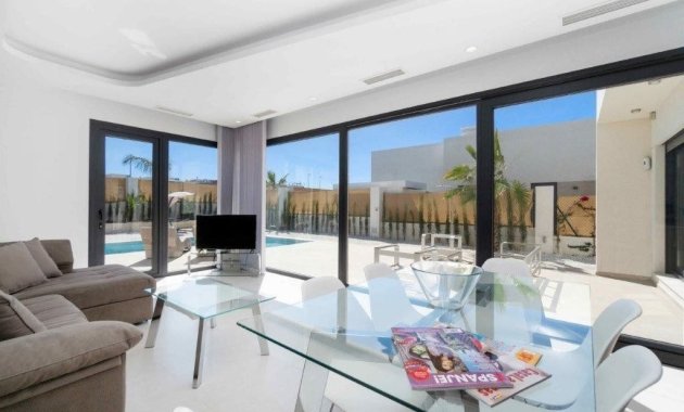 New Build - detached -
Benijofar