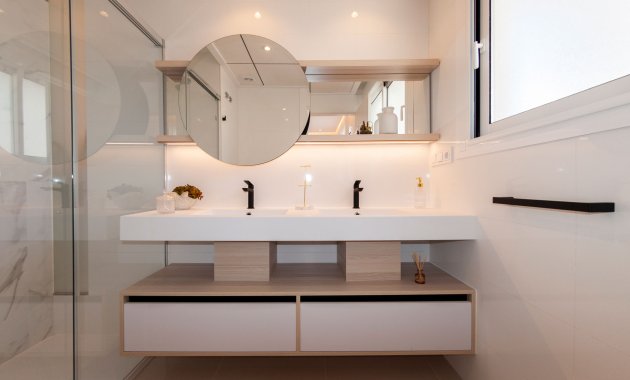 Obra nueva - Apartamento -
Rojales