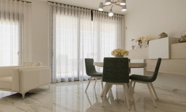Neue Gebäude - Villa -
Orihuela Costa