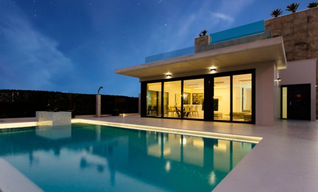 Neue Gebäude - Villa -
Orihuela Costa