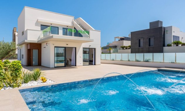 Neue Gebäude - Villa -
Orihuela Costa