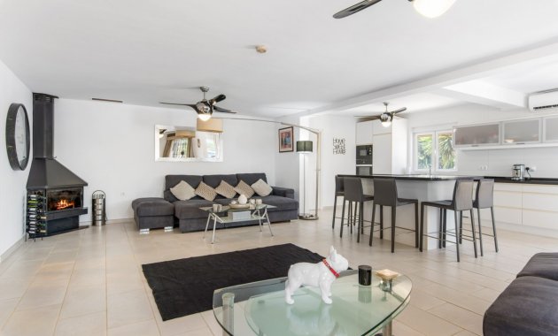 Herverkoop - Landhuis -
Catral