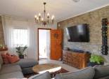 Herverkoop - Geschakelde Villa -
Torrevieja - San Luis