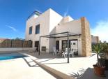 Herverkoop - Vrijstaande woning / Villa -
Ciudad Quesada - Rojales - Pueblo Bravo