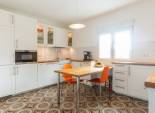 Resale - Semi - Detached Villa -
Punta Prima