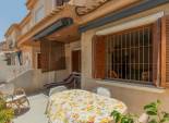 Reventa - Casa adosada -
La Mata - Playa