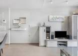 Reventa - Apartamento -
La Mata - Playa