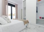 Obra nueva - Villa -
Torrevieja - Torretas
