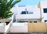 Neue Gebäude - Apartment -
Pilar de la Horadada - pueblo