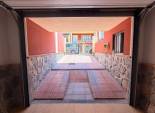 Herverkoop - Rijwoning -
Catral - pueblo