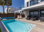 Herverkoop - Vrijstaande woning / Villa -
Orihuela - Vistabella Golf