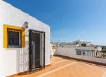 Herverkoop - Geschakelde Villa -
Orihuela - Vistabella Golf