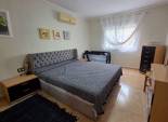 Herverkoop - Vrijstaande woning / Villa -
La Marina - La Marina Urb
