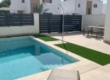 Obra nueva - Villa -
San Javier - Roda Golf