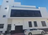 Neue Gebäude - Apartment -
Torrevieja