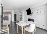 Resale - Apartment -
Daya Nueva
