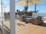 Herverkoop - Geschakelde Villa -
Torrevieja - San Luis