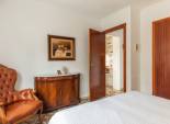 Resale - Semi - Detached Villa -
Punta Prima