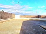 Obra nueva - Independiente / Villa -
Purias