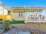 Wiederverkauf - Freistehend / Villa -
Torrevieja - Los Balcones