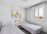 Reventa - Apartamento -
La Mata - Playa