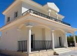 Obra nueva - Villa -
Pinoso - Camino Del Prado