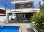 Herverkoop - Vrijstaande woning / Villa -
Gran Alacant