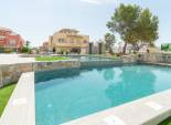 Neue Gebäude - Hochbungalow -
Torrevieja
