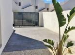 Neue Gebäude - Freistehend / Villa -
Rafal