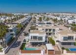 Herverkoop - Vrijstaande woning / Villa -
Orihuela - Vistabella Golf