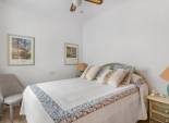 Reventa - Apartamento -
La Mata - Playa