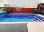 Herverkoop - Vrijstaande woning / Villa -
Los Montesinos - La Herrada