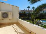 Herverkoop - Rijwoning -
Torrevieja - Lago Jardin